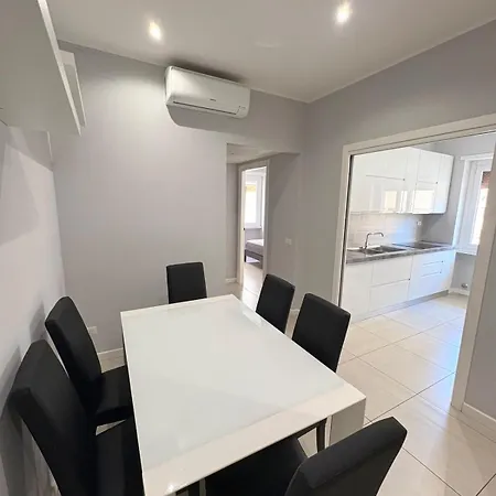 Fortis Domus Lägenhet *